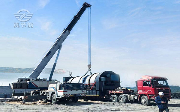 電鍍污泥烘干設(shè)備吊裝現(xiàn)場(chǎng) 電鍍污泥烘干設(shè)備吊裝現(xiàn)場(chǎng)